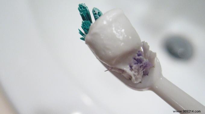 15 Surprising Uses of Toothpaste. 