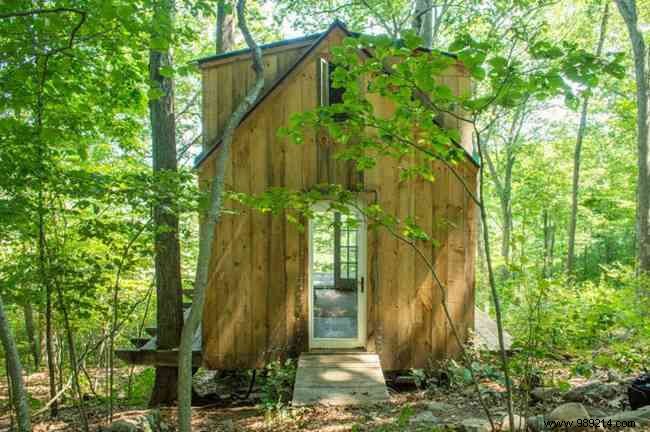 Here is a Little House in the Woods Built in 6 Weeks For 3,500 Euros! 