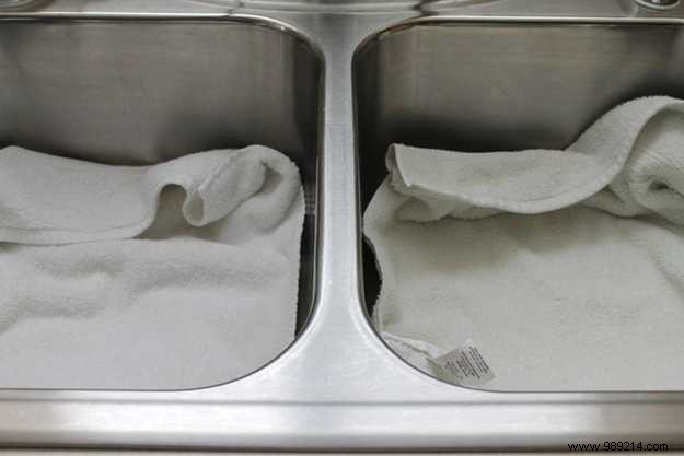 29 Tricks To Make Washing Up EASIER. 