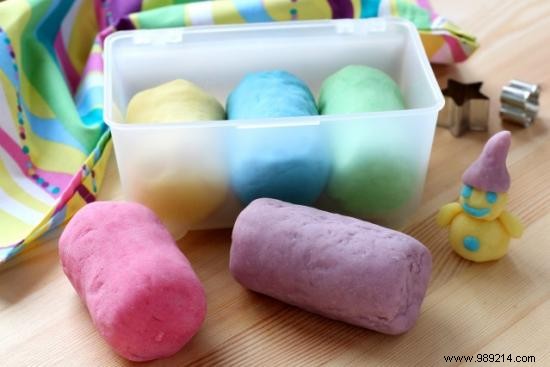 How to Make EDIBLE Modeling Dough! 