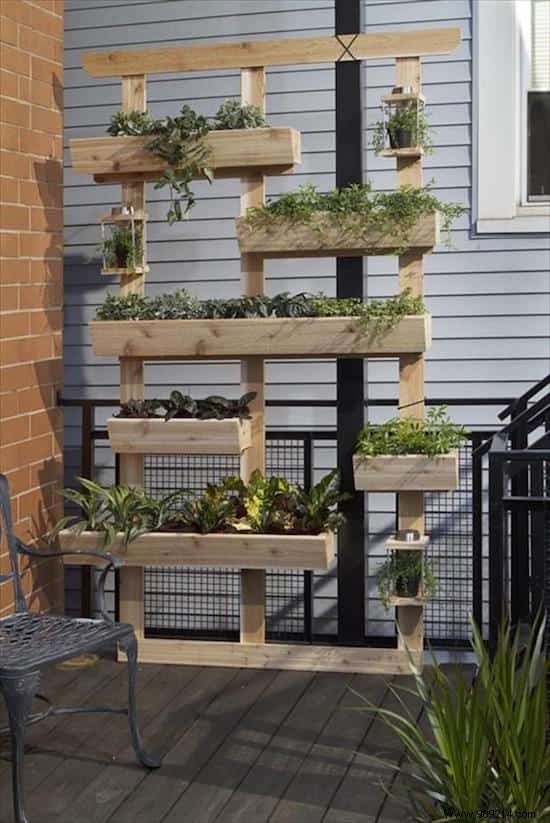 24 Amazing Uses for Old Wooden Pallets. 