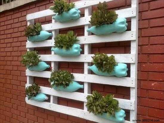 24 Amazing Uses for Old Wooden Pallets. 