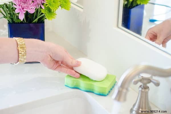 10 uses for sponges that NO ONE knows about. 