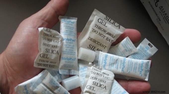 20 Reasons to NEVER Throw Away Silica Gel Sachets Again. 