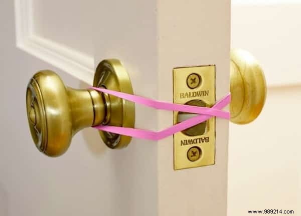 47 Super Ingenious Uses of Rubber Bands. Don t miss #31! 