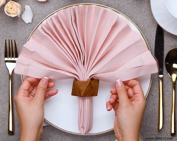 10 Easy Napkin Folds That Will Wow All Your Guests. 