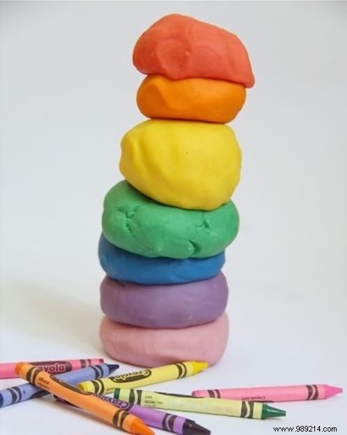 27 Ways to Reuse Old Crayolas. Don t miss #17! 