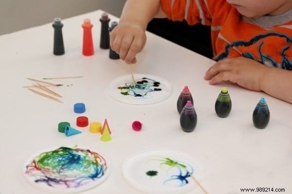 24 Awesome And Inexpensive Activities To Keep Bored Kids Busy. 