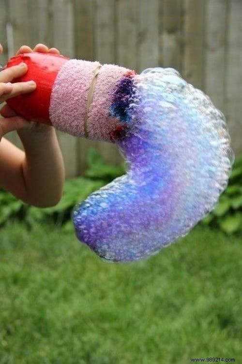 24 Awesome And Inexpensive Activities To Keep Bored Kids Busy. 