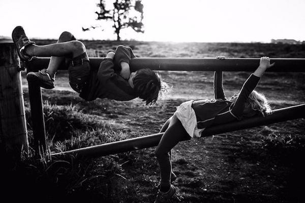 These Children Live WITHOUT A SCREEN Or A Tablet. The Beautiful Photos of Niki Boon. 