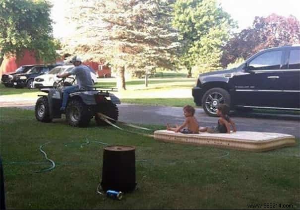 20 Photos That Show That These Fathers Shouldn t Be Left Alone With Their Children. 