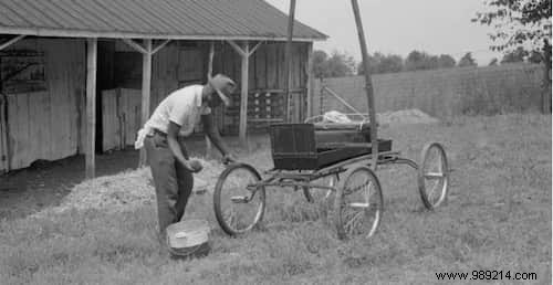 21 Old Photos That Prove Our Grandparents Were Way Bigger Than Us. 