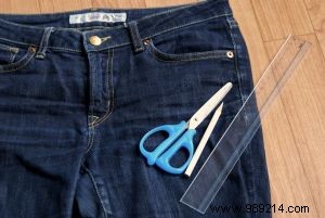 Cutting Up Your Kids  Clothes:Why It s A Good Idea. 