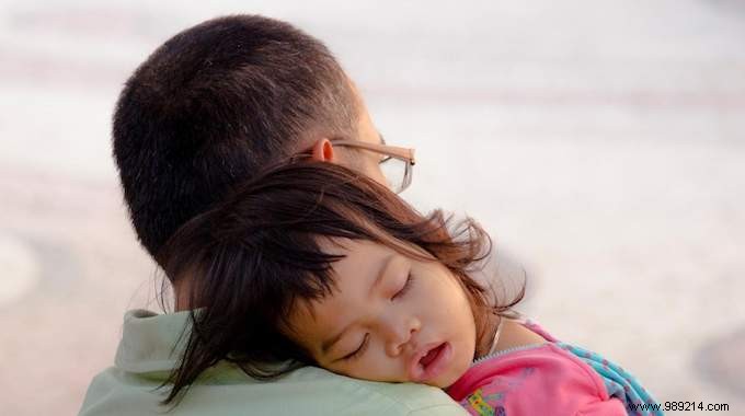 Help your Child fall asleep with 3 Effective Techniques. 