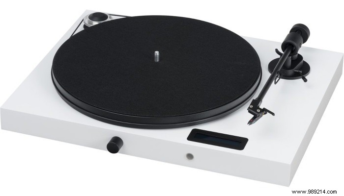 4 of the best Bluetooth record players 