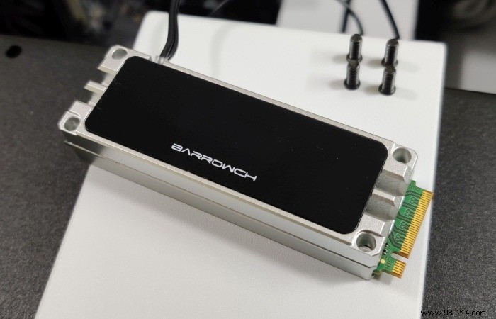 Tested:Does your NVMe SSD need a heatsink? 