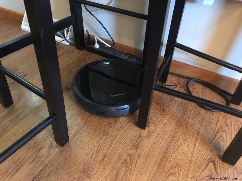 The Deenkee robot vacuum takes care of all the floor cleaning 