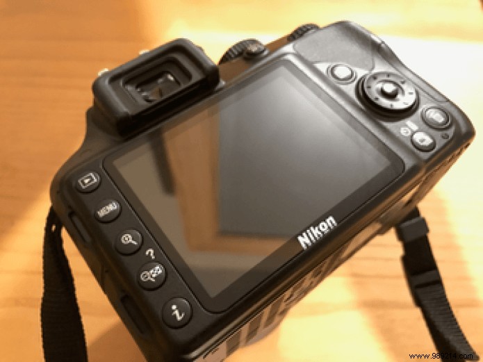 Nikon D3300:review and beginner s guide 