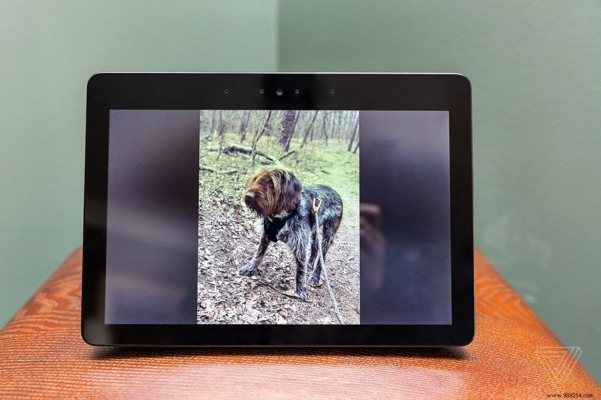 How to turn your Echo Show into a digital photo frame 