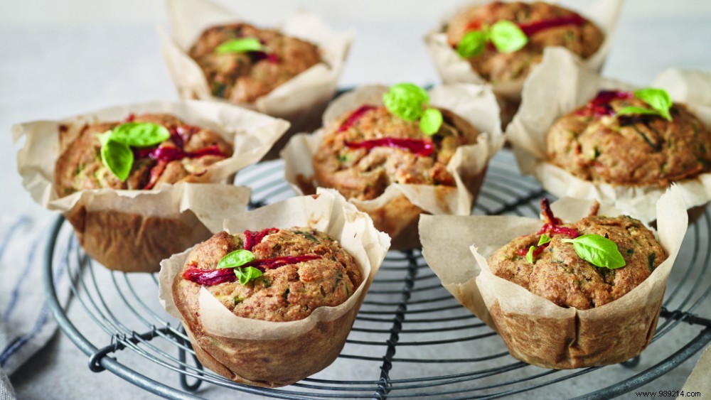 Recipe:zucchini muffins with red pepper 