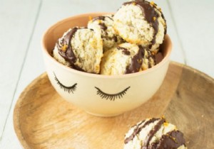 Recipe from  Happy sugar-free sweet! :orange and chocolate coconut macaroons 