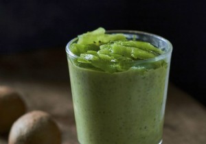 Enjoy:chia pudding with kiwi and matcha 