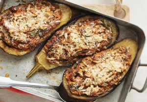 Recipe:stuffed eggplant with rice and spinach 