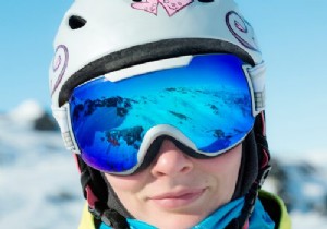 Protect your eyes on winter sports 