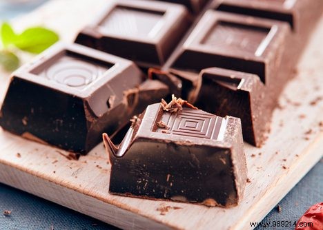 Sleep better with chocolate? 