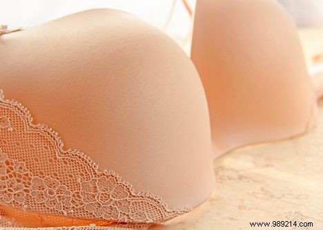 6 tips to keep your bra beautiful 