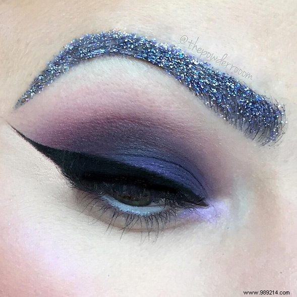 Trend:Glitter eyebrows 