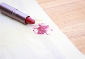 First aid for makeup stains 