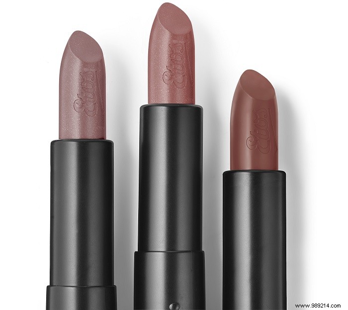 The latest lipsticks for the winter 2016 season 