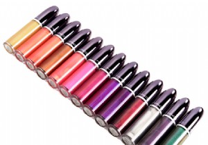 MAC Grand Illusion Glossy Liquid Lipcolour 