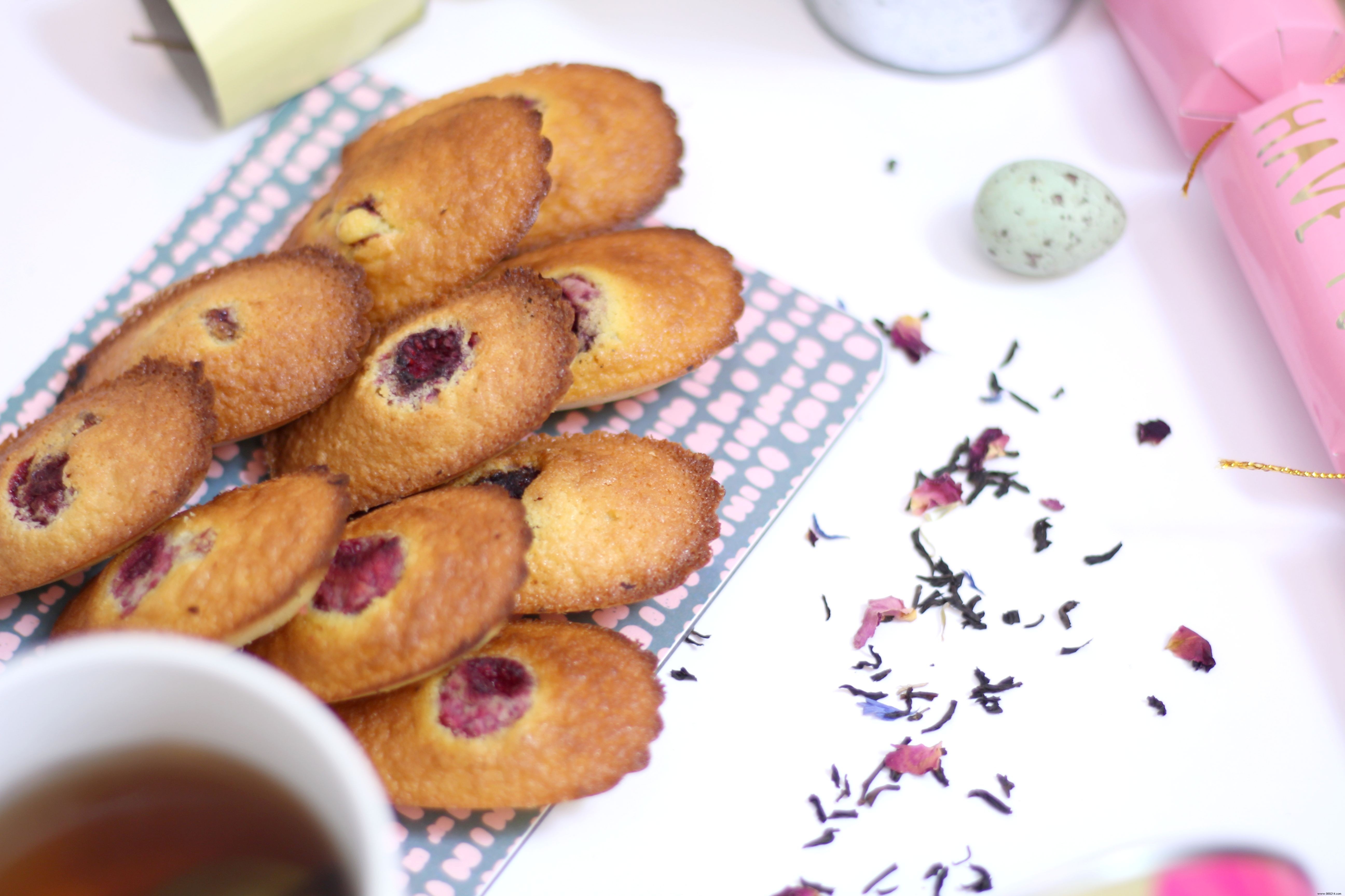 Easter Madeleines (gluten-free and lactose-free) &Tea Time… The Recipe! 