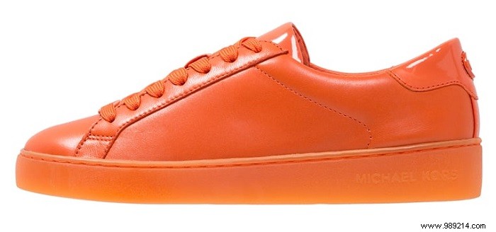 7 orange fashion items for King s Day 