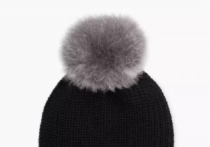 10 winter accessories to keep you warm 