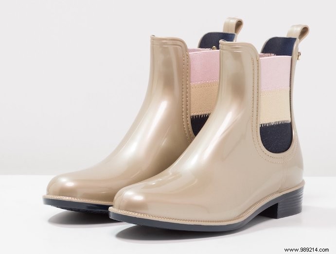 10 comfortable and stylish rain boots for the new season 