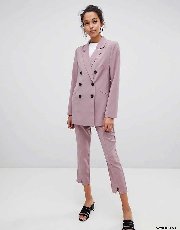 Trend:the most beautiful women s suits 