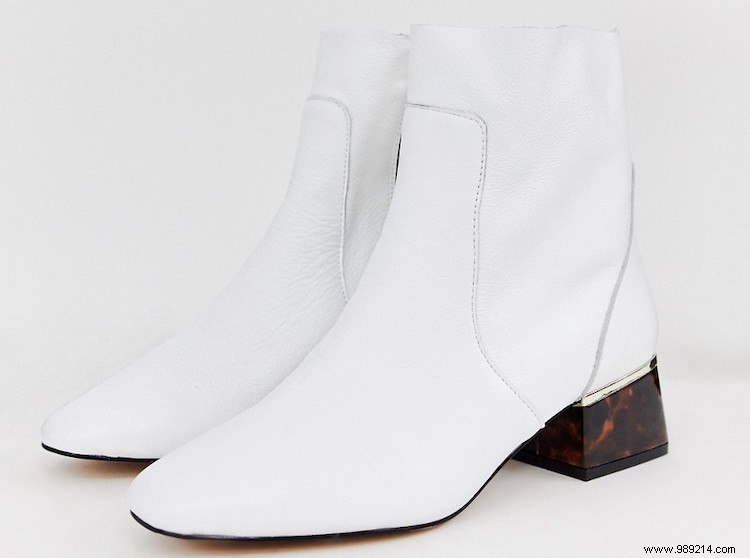 Trend:white ankle boots 