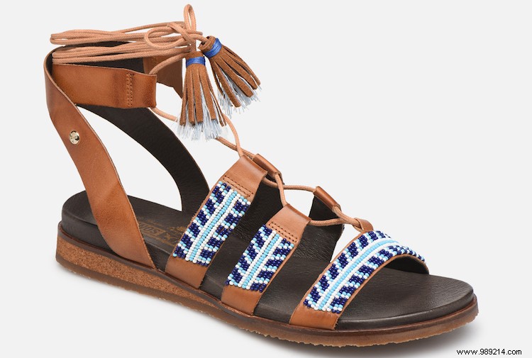 15 x spring proof sandals 