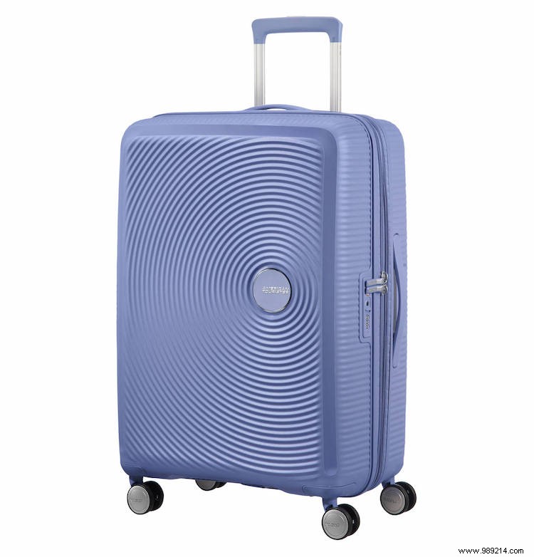 10 lightweight suitcases for the holidays 