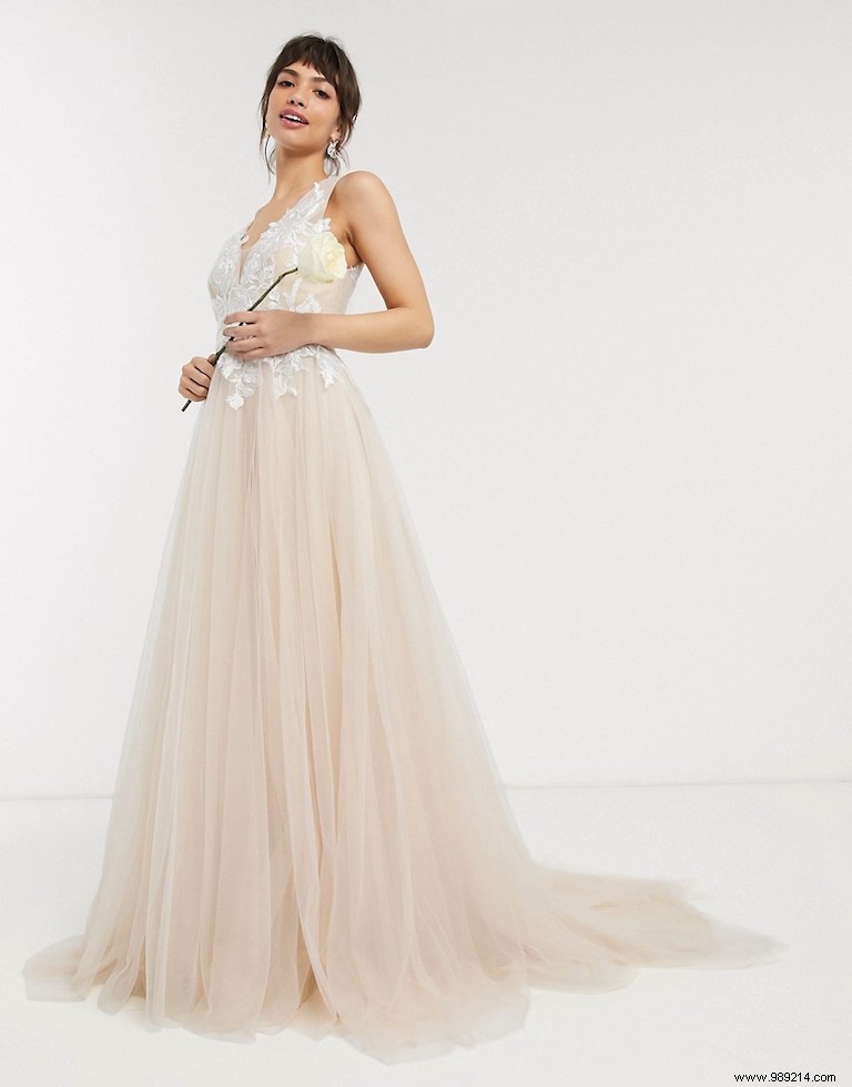 10 x Affordable Wedding Dresses 