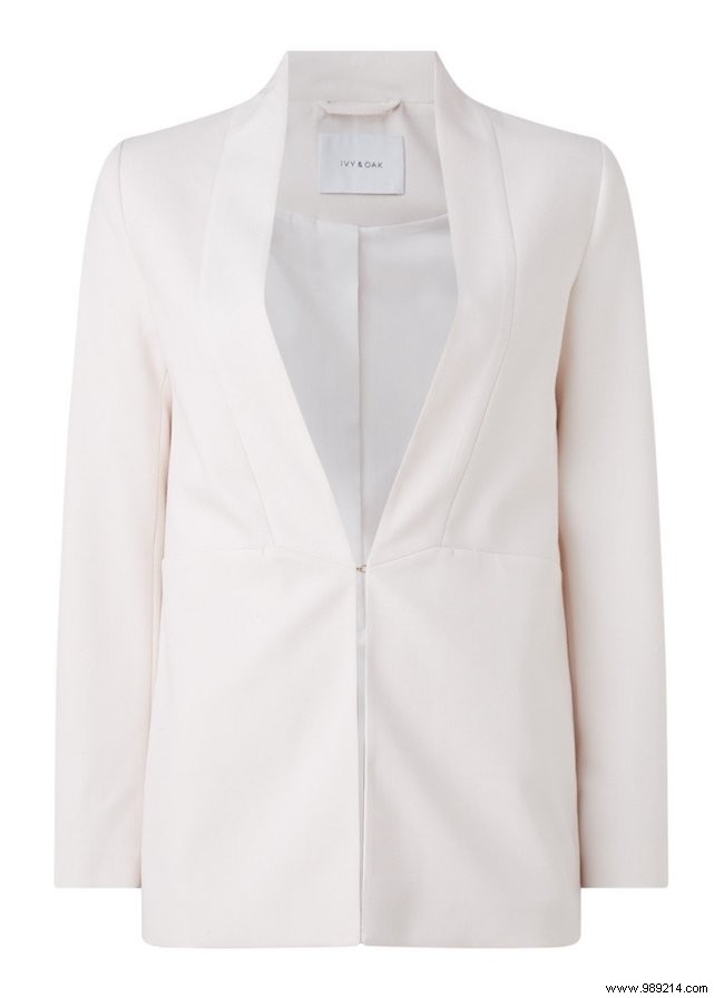 These classic blazers flatter every figure 