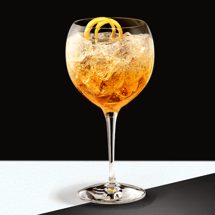 Three signature Disaronno cocktail recipes 