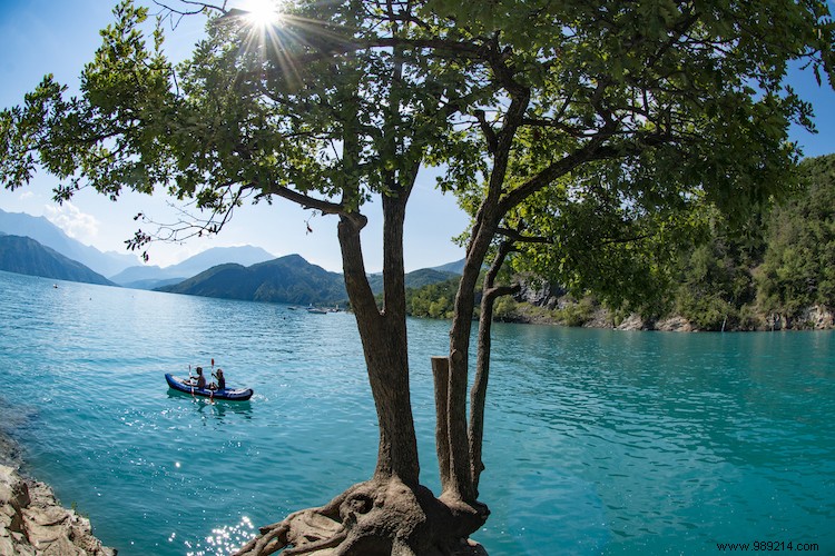 10 beautiful lakes in France 