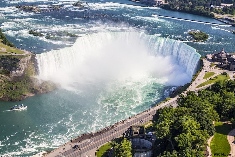 Ten spectacular waterfalls 