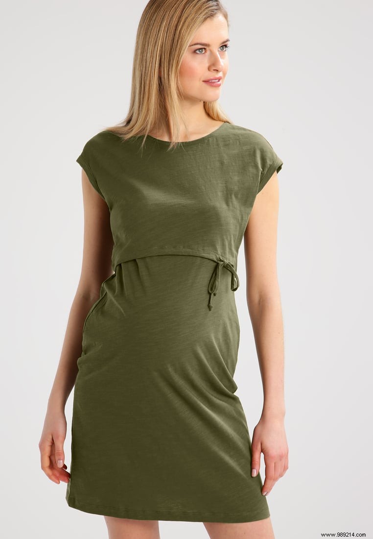 10 comfortable maternity dresses 