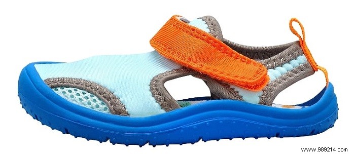 12 water shoes for boys and girls 