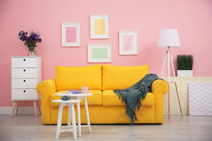 Inspiration for a pink living room 